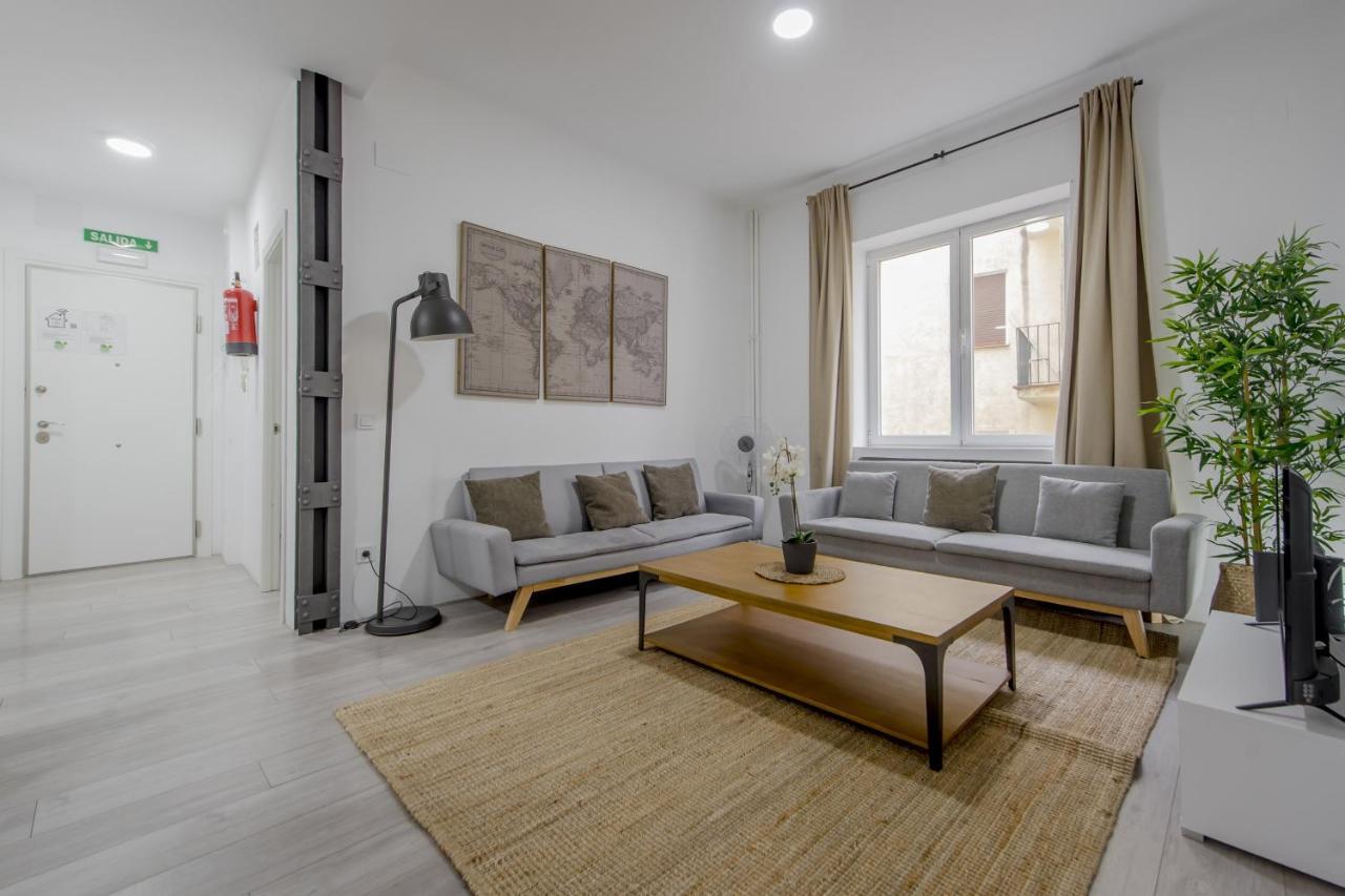 Cozy Apartamento En La Latina, El Centro De Madrid Lägenhet Exteriör bild
