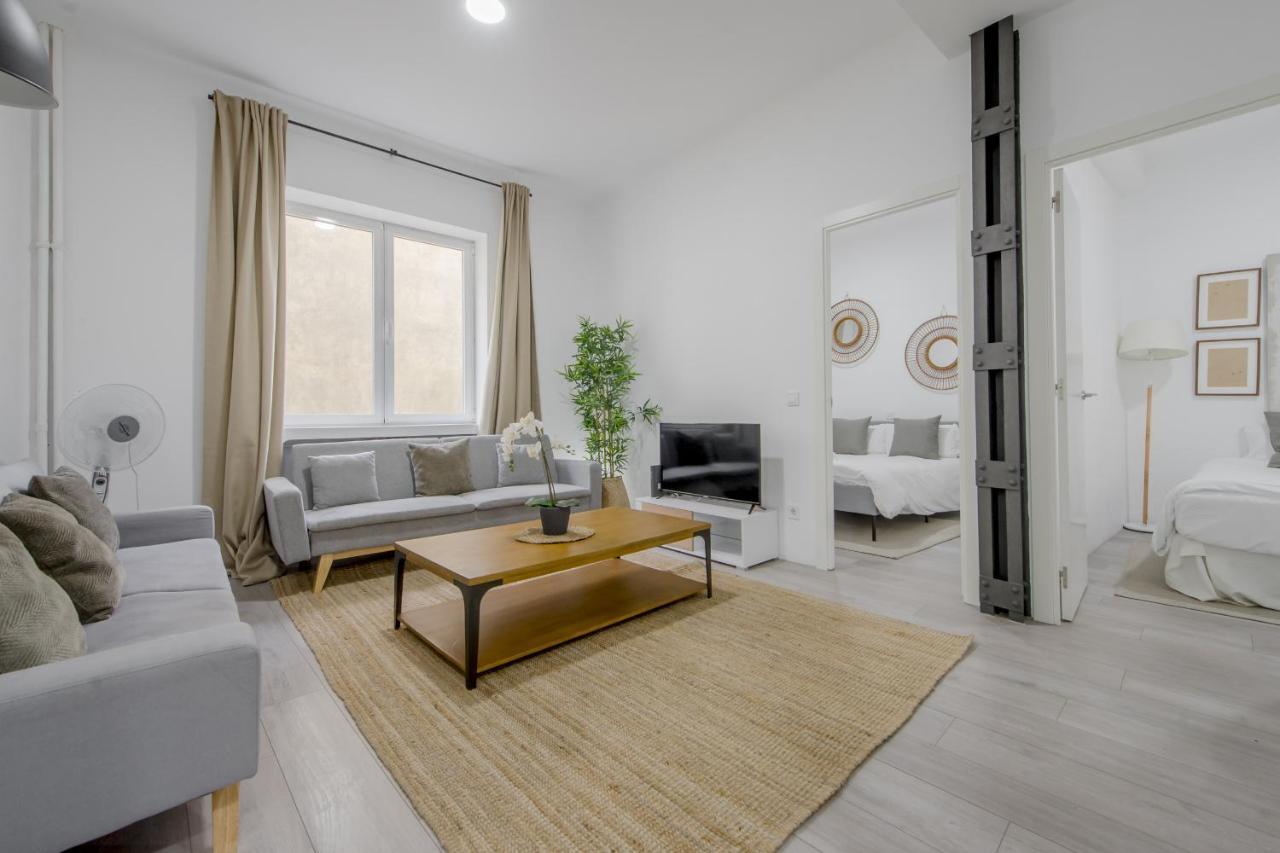 Cozy Apartamento En La Latina, El Centro De Madrid Lägenhet Exteriör bild