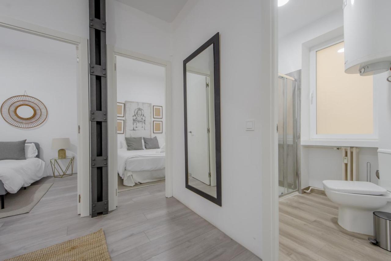 Cozy Apartamento En La Latina, El Centro De Madrid Lägenhet Exteriör bild